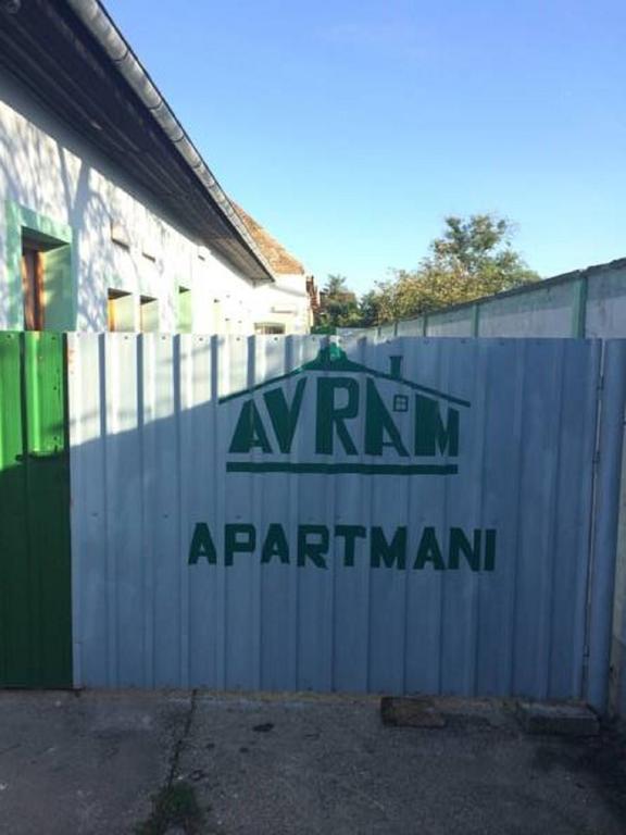 Apartments Avram Vrsac Ruang foto